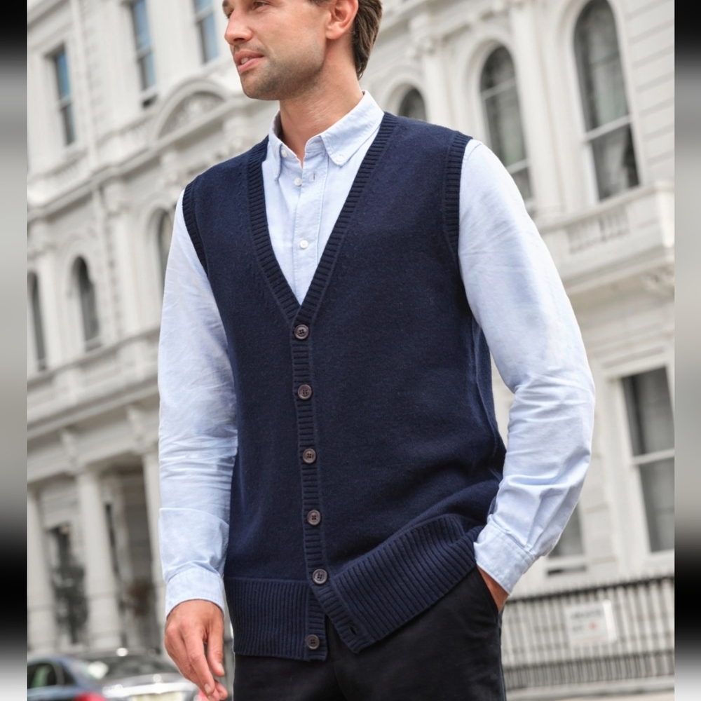 Jos. A. Bank Sweater Vest Large Executive Collection 100% Cashmere Buttons Navy